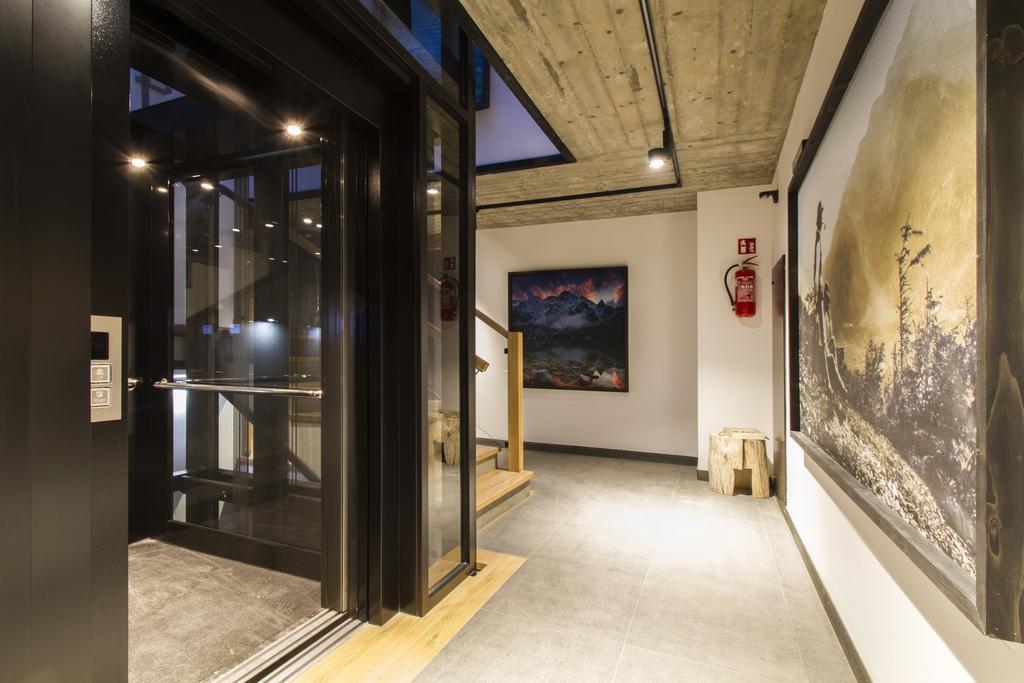 Apart-Center Pod Gwiazdami Spa 자코파네 외부 사진